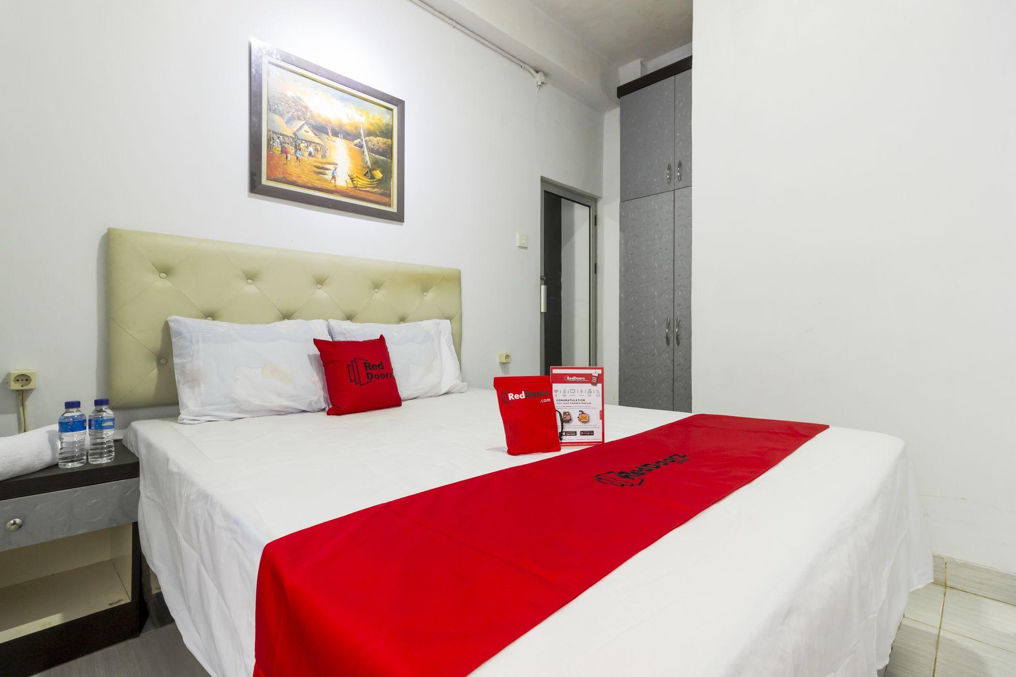 Reddoorz Near Gajah Mada Plaza 2 Hotel Jakarta Exterior foto