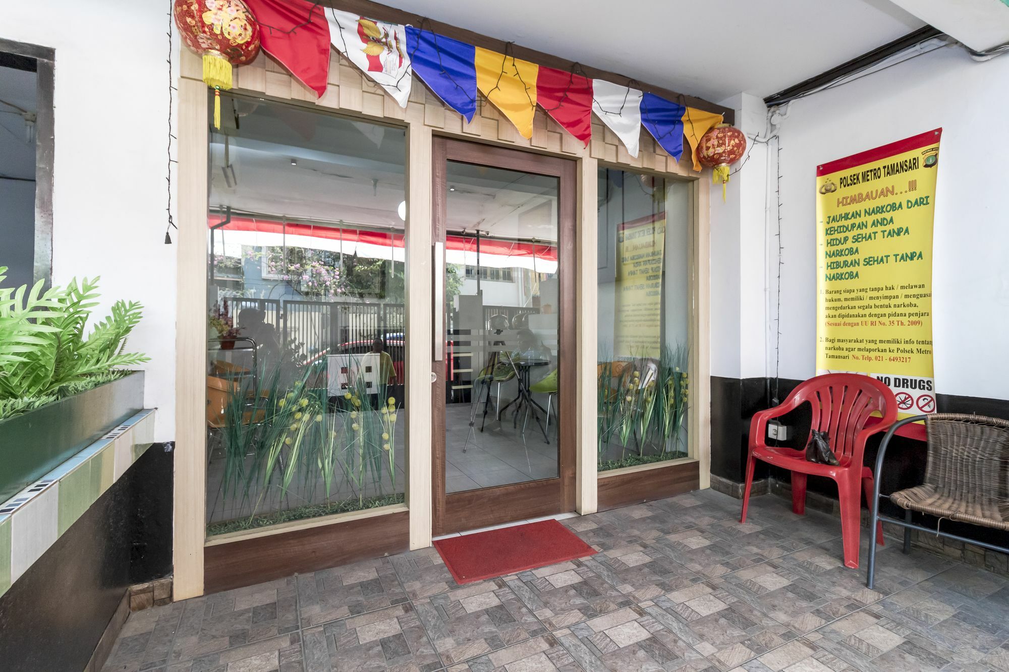 Reddoorz Near Gajah Mada Plaza 2 Hotel Jakarta Exterior foto