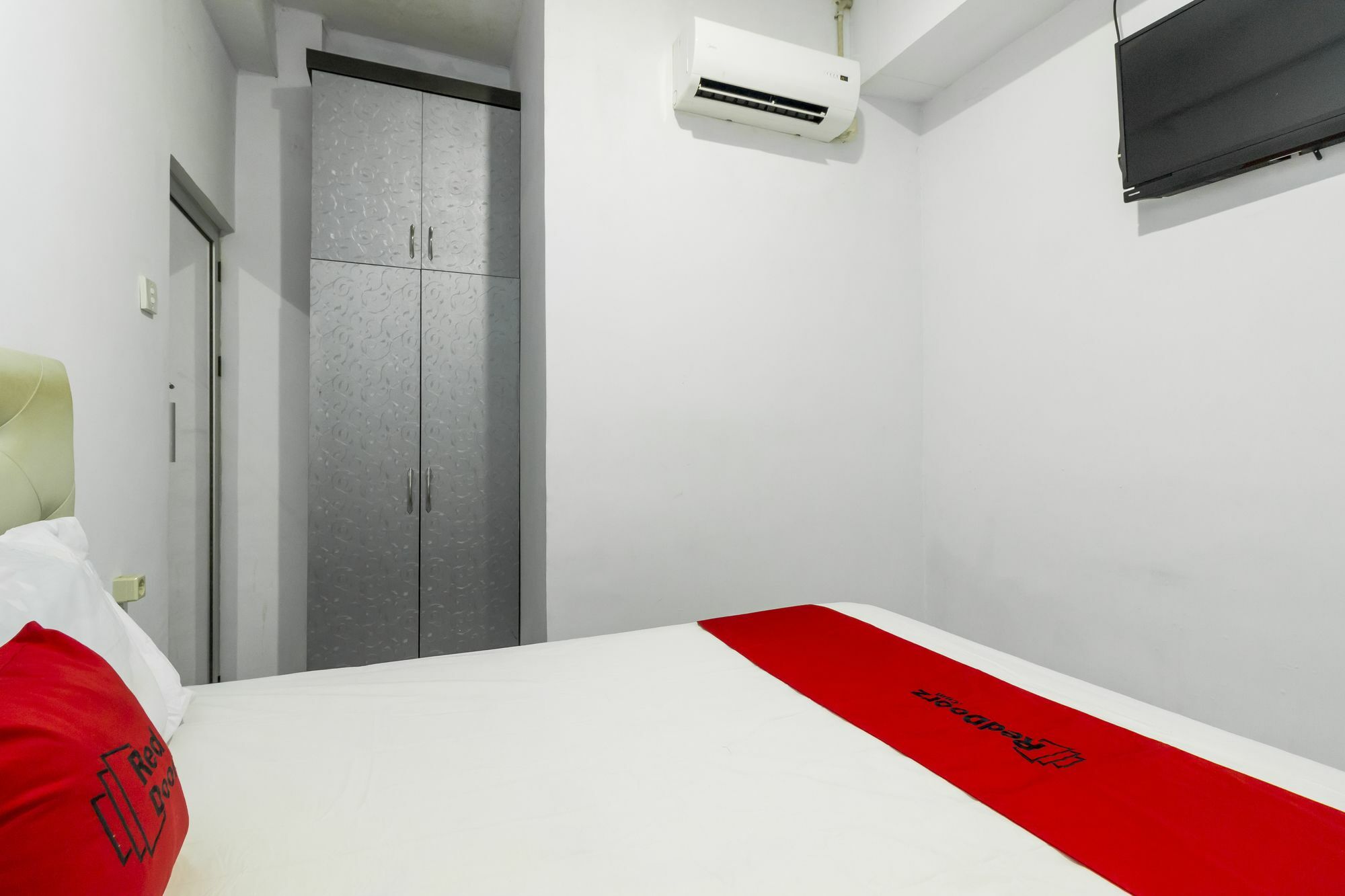 Reddoorz Near Gajah Mada Plaza 2 Hotel Jakarta Exterior foto